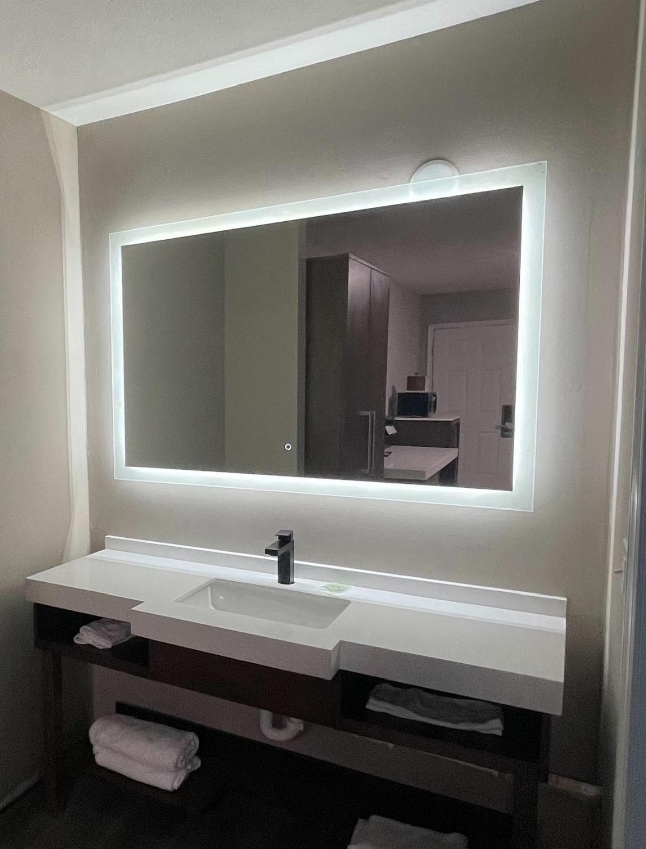 Luxor Inn & Suites, A Travelodge By Wyndham Elkins Dış mekan fotoğraf